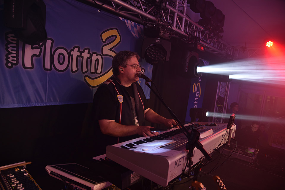 Zur Flottn3er Oktoberfestband-Website Zur Flottn3er Oktoberfestband-Website